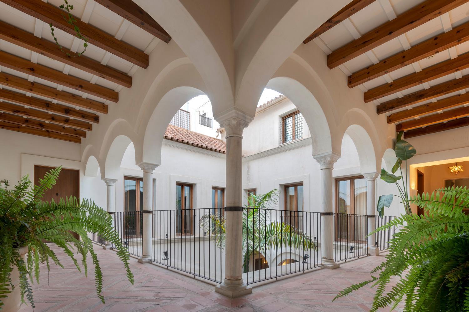 Апарт отель Casa Del Rey Sabio Севилья Экстерьер фото